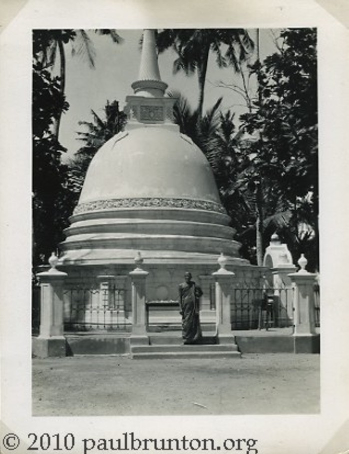 Stupas v Colombu, Ceylon